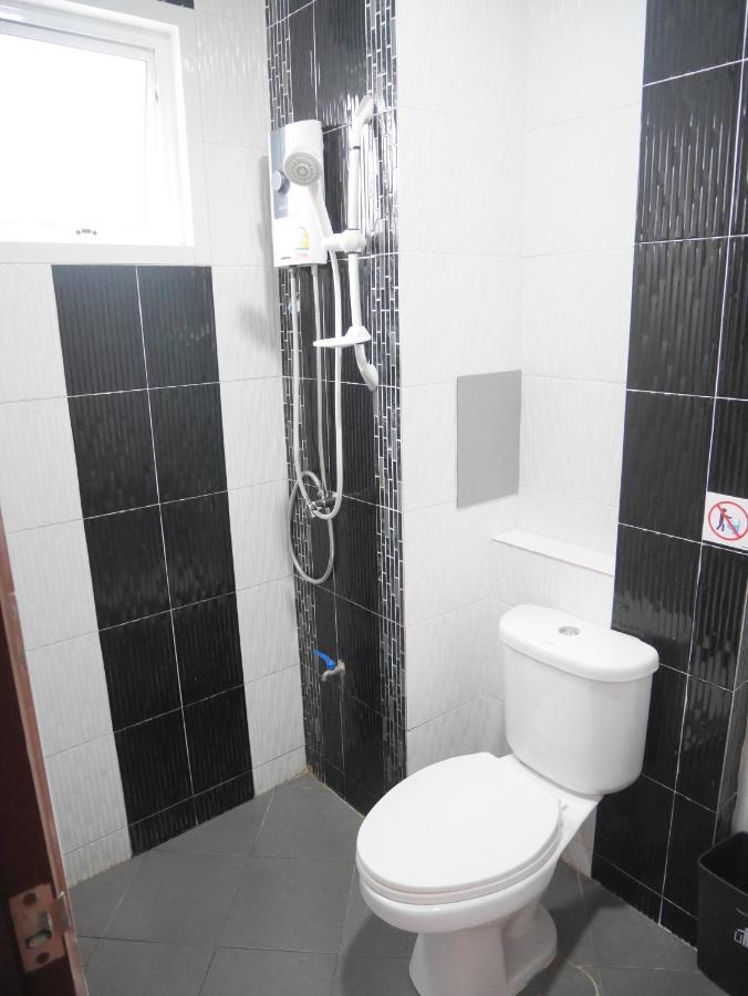 Phuket Nasa Hotel מראה חיצוני תמונה